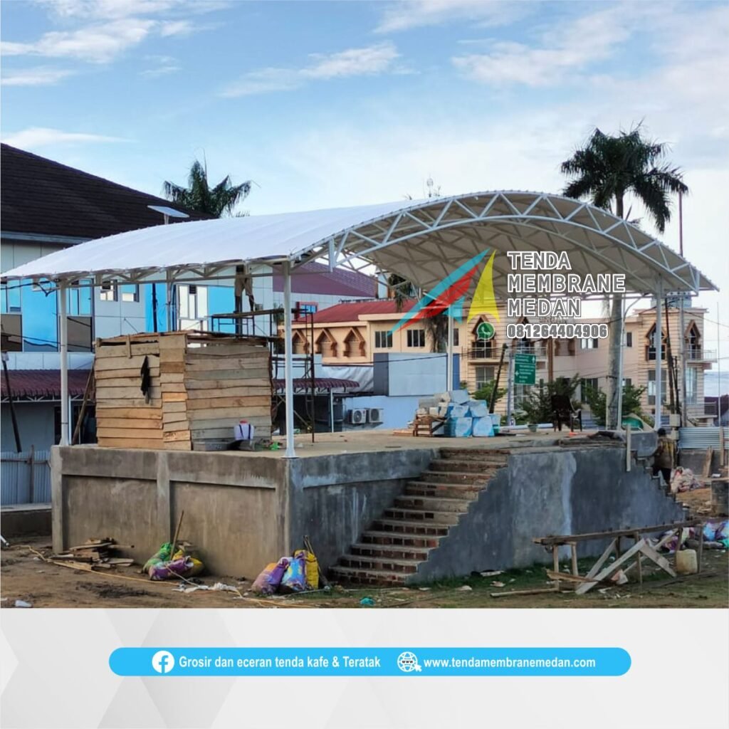 PEMBUATAN TENDA MEMBRANE DI GUNUNG SITOLI